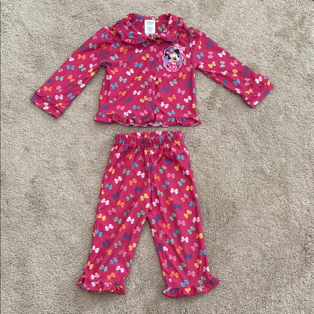 Disney Pink Pajama Set. Minnie Mouse. Size 2. Ruffles. Super cute on. Bows